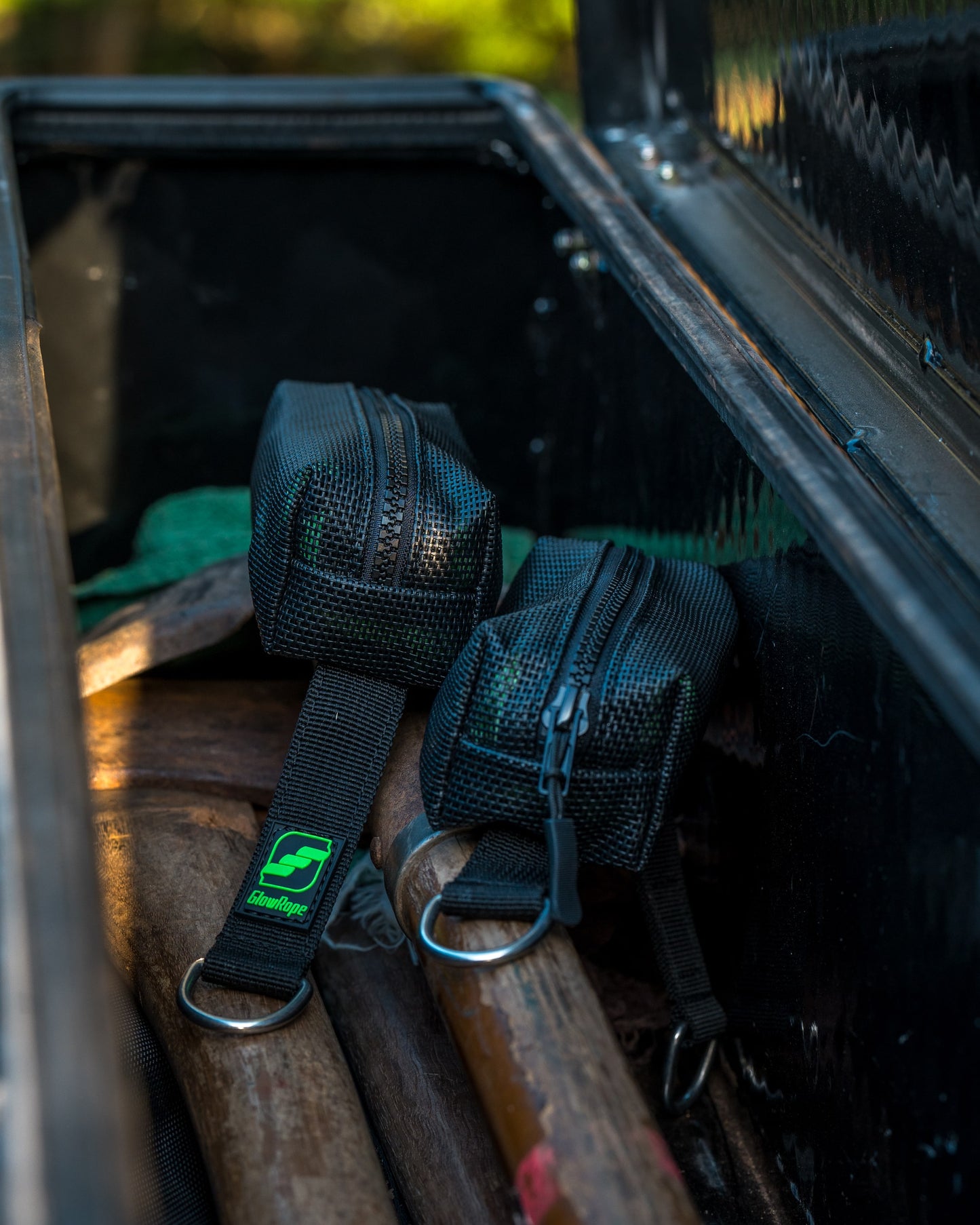 Ratcheting Glow in the Dark Guy Rope System